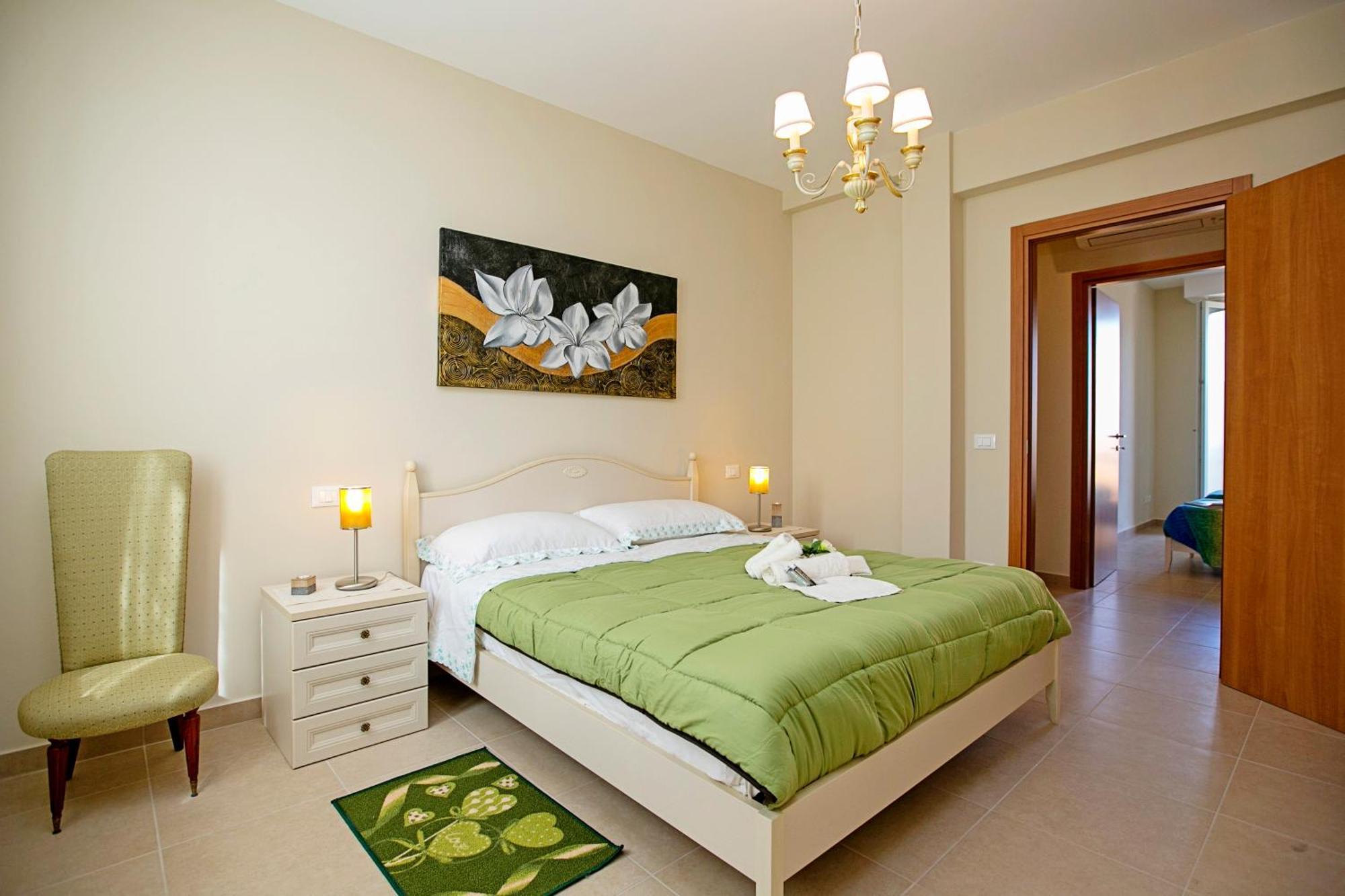 Villa Mimosa - Appartamento 2 - Happy Rentals Desenzano del Garda Exterior foto